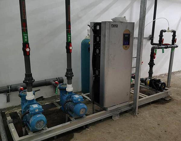 從循環(huán)過濾到恒溫調(diào)控<strong></p>
<p>泳池設(shè)備</strong>，AQUA愛克泳池設(shè)備如何實(shí)現(xiàn)泳池水質(zhì)長效達(dá)標(biāo)？:泳池設(shè)備